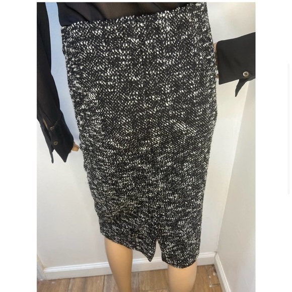 NWT Ann Taylor  Knit Pencil Skirt 2 Corpcore business casual Office Looks - Picture 7 of 8